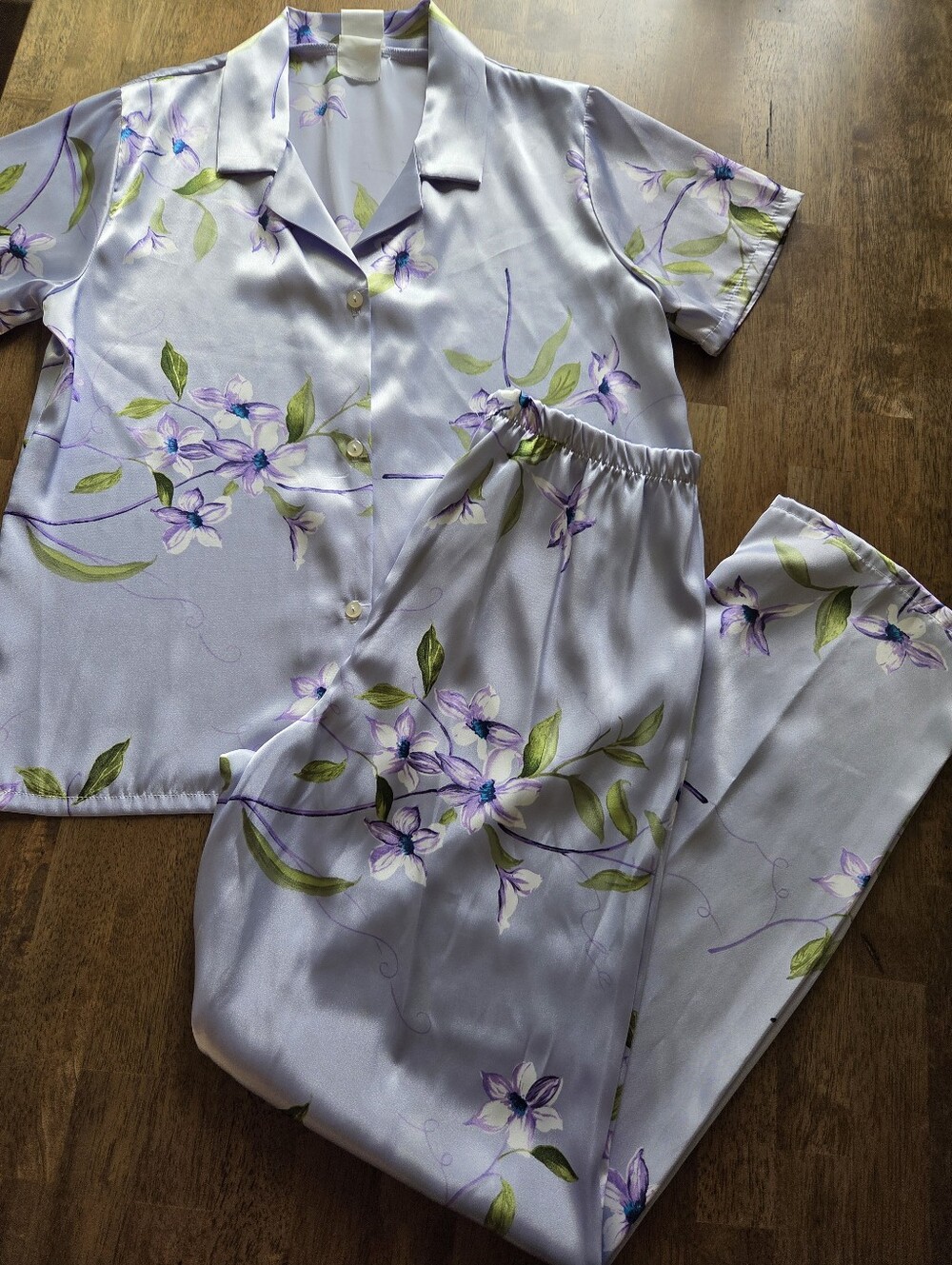 Vintage Secret Treasures Lavender Floral Satin Pajama Set